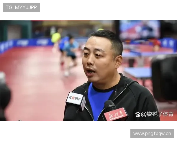 刘国梁拎着菜篮刷卡那一刻，我怀疑他家厨房比我整套房还豪