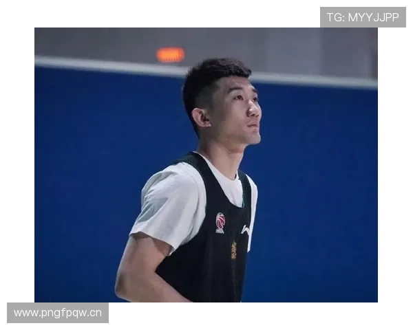 孙铭徽训练完直接去夜市撸串，自律人设崩了？